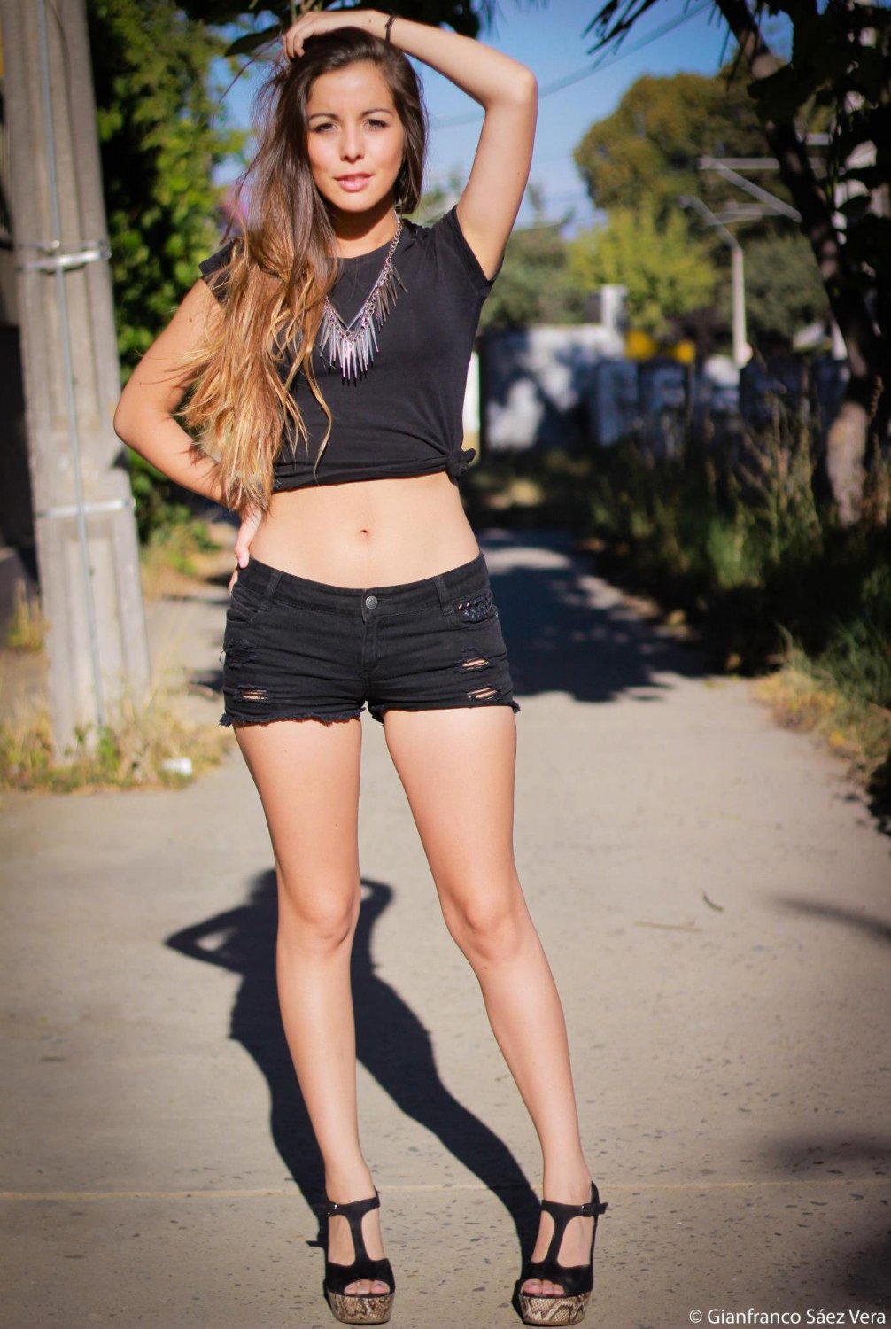 Disclosure #140: Latina Singer & DJ #Z1OCY8aN